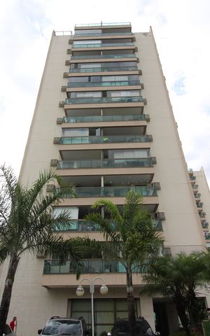 Apartamento à venda com 65m², 2 quartos e 1 vagaFachada do bloco