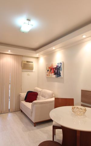 Apartamento à venda com 65m², 2 quartos e 1 vagaSala