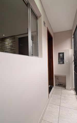 Casa para alugar com 120m², 3 quartos e 1 vaga Casa para alugar com 120m², 3 quartos e 1 vagaVaranda