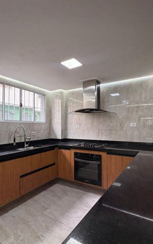 Casa para alugar com 120m², 3 quartos e 1 vaga Casa para alugar com 120m², 3 quartos e 1 vagaCozinha