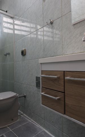 Apartamento para alugar com 74m², 3 quartos e 1 vagaBanheiro da suíte