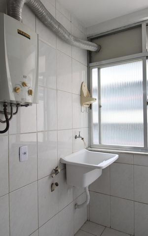 Apartamento para alugar com 74m², 3 quartos e 1 vagaÁrea de serviço
