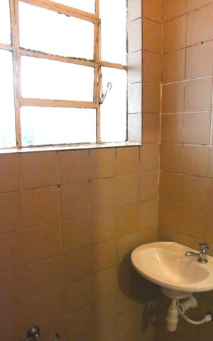 Casa para alugar com 40m², 1 quarto e sem vaga Casa para alugar com 40m², 1 quarto e sem vagaBanheiro