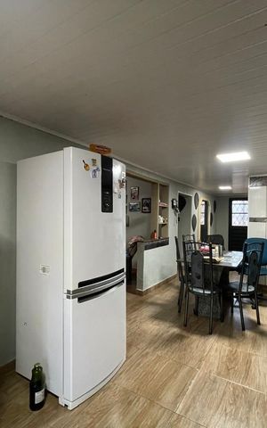 Casa à venda com 120m², 4 quartos e 2 vagas