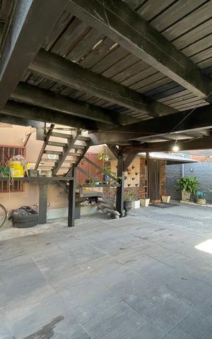 Casa à venda com 120m², 4 quartos e 2 vagas