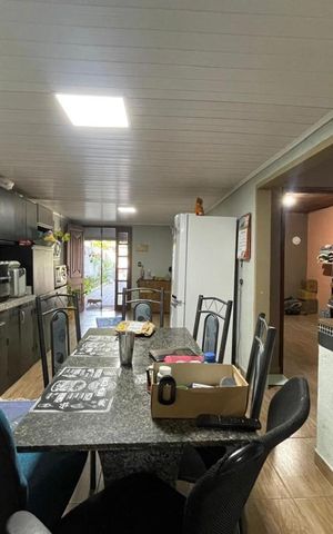 Casa à venda com 120m², 4 quartos e 2 vagas