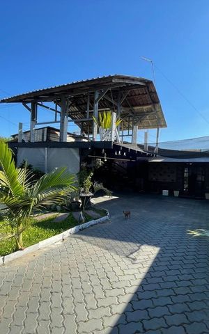 Casa à venda com 120m², 4 quartos e 2 vagas
