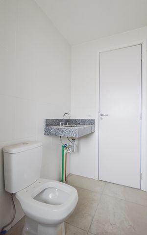 Apartamento à venda com 69m², 2 quartos e 1 vagaBanheiro Social