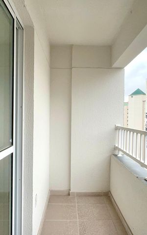 Studio para alugar com 30m², 1 quarto e sem vaga Studio para alugar com 30m², 1 quarto e sem vagaVaranda