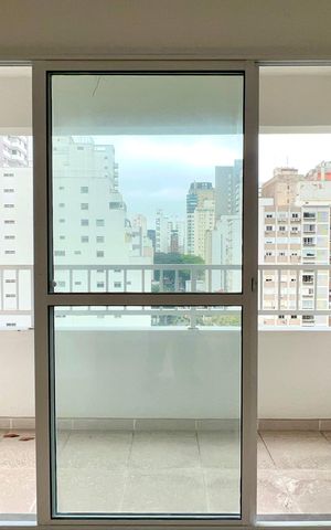 Studio para alugar com 30m², 1 quarto e sem vaga Studio para alugar com 30m², 1 quarto e sem vagaVaranda