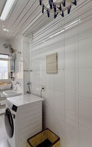 Apartamento à venda com 103m², 2 quartos e 2 vagas Apartamento à venda com 103m², 2 quartos e 2 vagasÁrea de Serviço