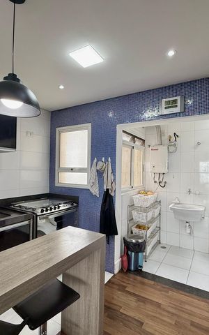 Apartamento à venda com 103m², 2 quartos e 2 vagas Apartamento à venda com 103m², 2 quartos e 2 vagasCozinha