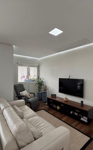 Apartamento à venda com 103m², 2 quartos e 2 vagas Apartamento à venda com 103m², 2 quartos e 2 vagasSala