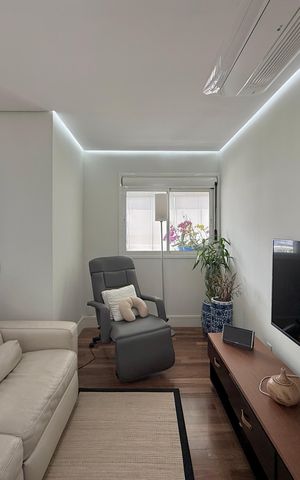 Apartamento à venda com 103m², 2 quartos e 2 vagas Apartamento à venda com 103m², 2 quartos e 2 vagasSala