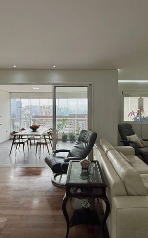 Apartamento à venda com 103m², 2 quartos e 2 vagas Apartamento à venda com 103m², 2 quartos e 2 vagasSala