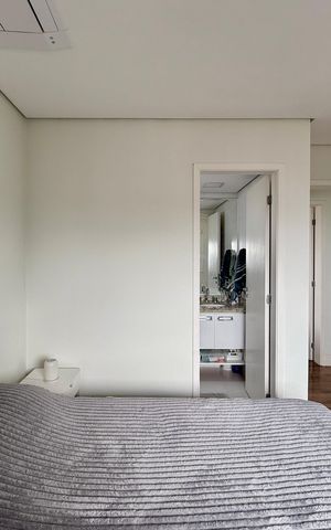Apartamento à venda com 103m², 2 quartos e 2 vagas Apartamento à venda com 103m², 2 quartos e 2 vagasSuíte