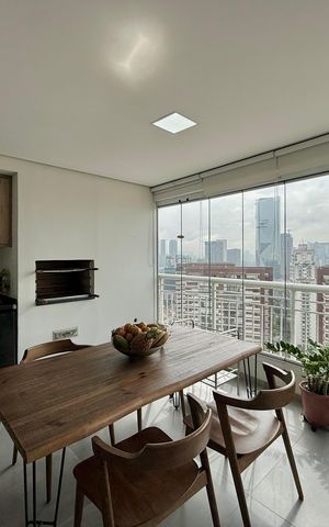 Apartamento à venda com 103m², 2 quartos e 2 vagas Apartamento à venda com 103m², 2 quartos e 2 vagasVaranda