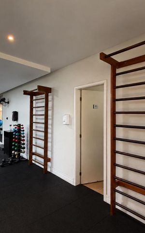 Apartamento à venda com 77m², 2 quartos e 2 vagas Apartamento à venda com 77m², 2 quartos e 2 vagasÁrea comum - Academia