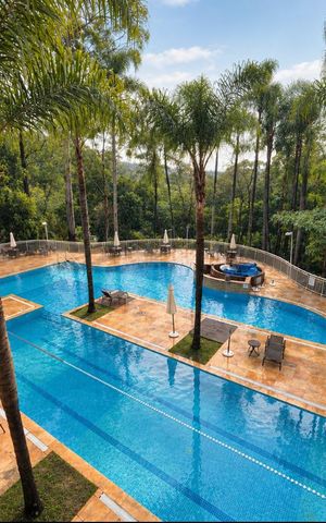 Apartamento à venda com 77m², 2 quartos e 2 vagas Apartamento à venda com 77m², 2 quartos e 2 vagasÁrea comum - Piscina