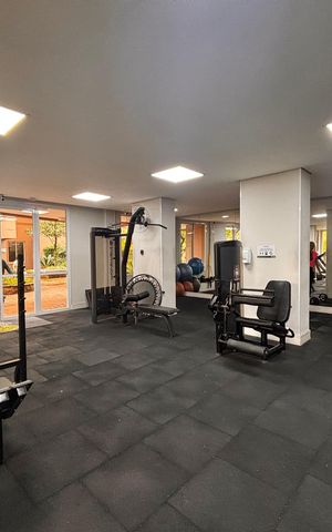 Apartamento à venda com 77m², 2 quartos e 2 vagas Apartamento à venda com 77m², 2 quartos e 2 vagasÁrea comum - Academia