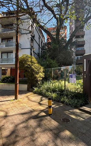 Apartamento à venda com 300m², 3 quartos e 1 vagaPlaquinha Instalada código LFWN-581