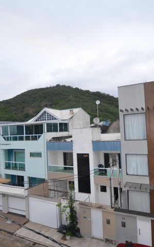 Casa de condomínio à venda com 150m², 3 quartos e 1 vagaVista da Área comum - Piscina