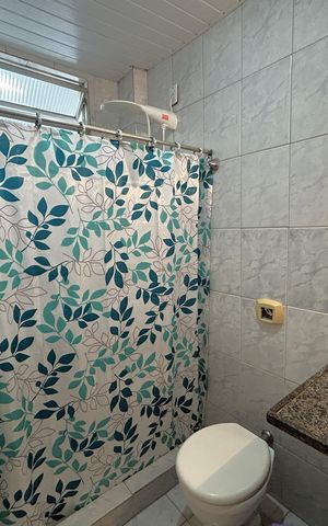 Casa para alugar com 75m², 2 quartos e 2 vagasBanheiro