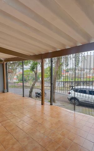 Casa para alugar com 160m², 2 quartos e 2 vagas Casa para alugar com 160m², 2 quartos e 2 vagasGaragem