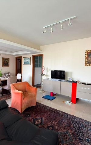 Apartamento à venda com 113m², 3 quartos e 3 vagas Apartamento à venda com 113m², 3 quartos e 3 vagassala