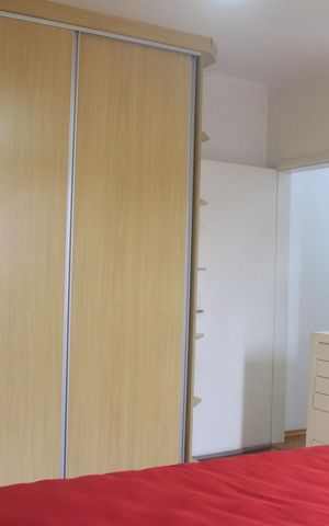 Casa à venda com 235m², 3 quartos e 3 vagasSuíte 2