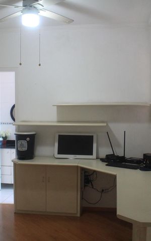 Casa à venda com 235m², 3 quartos e 3 vagasSuíte 3