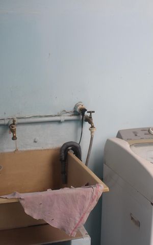 Casa à venda com 75m², 2 quartos e 1 vagaÁrea de Serviço