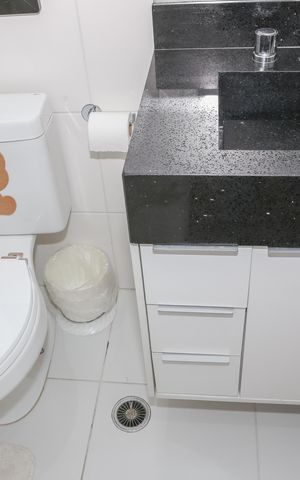 Apartamento à venda com 112m², 3 quartos e 2 vagas Apartamento à venda com 112m², 3 quartos e 2 vagasBanheiro da Suíte 2