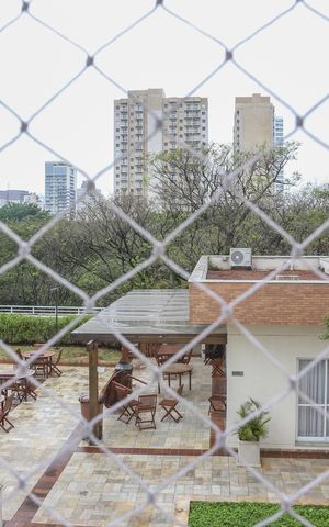 Apartamento à venda com 112m², 3 quartos e 2 vagas Apartamento à venda com 112m², 3 quartos e 2 vagasVista da Suíte 2