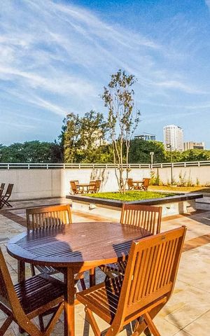 Apartamento à venda com 112m², 3 quartos e 2 vagas Apartamento à venda com 112m², 3 quartos e 2 vagasÁrea comum - Churrasqueira