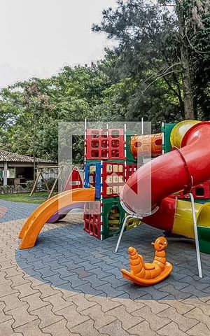 Apartamento à venda com 112m², 3 quartos e 2 vagas Apartamento à venda com 112m², 3 quartos e 2 vagasÁrea comum - Playground