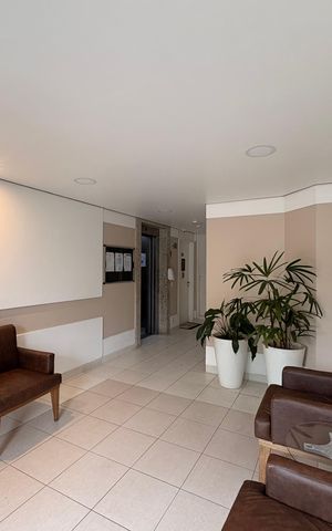 Apartamento à venda com 61m², 3 quartos e 1 vaga Apartamento à venda com 61m², 3 quartos e 1 vagaHall social