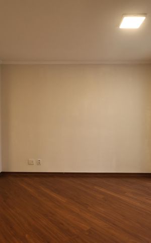 Apartamento à venda com 61m², 3 quartos e 1 vaga Apartamento à venda com 61m², 3 quartos e 1 vagaSala
