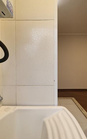 Apartamento à venda com 61m², 3 quartos e 1 vaga Apartamento à venda com 61m², 3 quartos e 1 vagaLavanderia