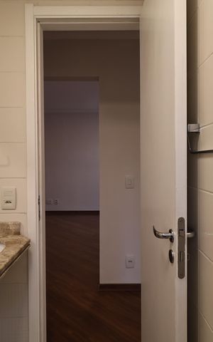 Apartamento à venda com 61m², 3 quartos e 1 vaga Apartamento à venda com 61m², 3 quartos e 1 vagaBanheiro