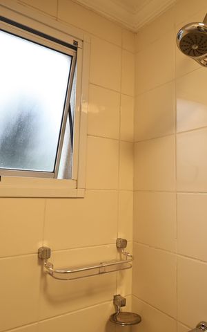 Apartamento à venda com 61m², 3 quartos e 1 vaga Apartamento à venda com 61m², 3 quartos e 1 vagaBanheiro