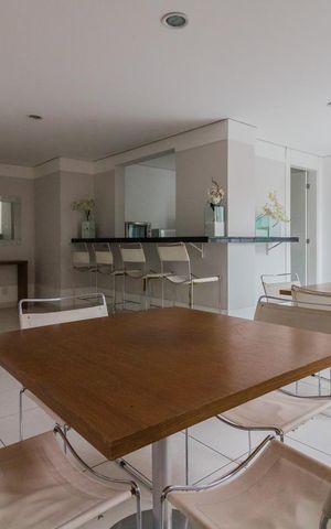 Apartamento à venda com 61m², 3 quartos e 1 vaga Apartamento à venda com 61m², 3 quartos e 1 vagaÁrea comum - Salão de festas