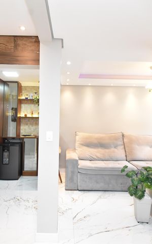 Casa à venda com 75m², 2 quartos e 2 vagasSala