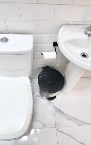 Apartamento para alugar com 55m², 1 quarto e sem vaga Apartamento para alugar com 55m², 1 quarto e sem vagaBanheiro
