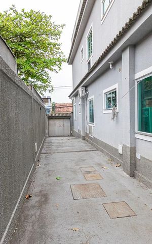Casa de condomínio para alugar com 62m², 2 quartos e 1 vaga Casa de condomínio para alugar com 62m², 2 quartos e 1 vagaÁrea comum de acesso