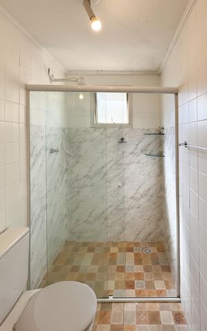 Apartamento à venda com 68m², 2 quartos e 1 vaga Apartamento à venda com 68m², 2 quartos e 1 vagaBanheiro Social