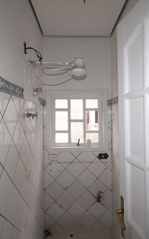 Casa para alugar com 156m², 2 quartos e sem vagaBanheiro
