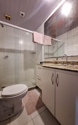 Apartamento para alugar com 210m², 4 quartos e 3 vagasBanheiro Social