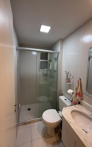 Apartamento à venda com 60m², 2 quartos e 2 vagas Apartamento à venda com 60m², 2 quartos e 2 vagasBanheiro