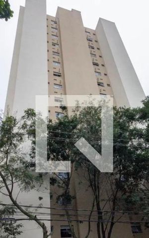 Apartamento para alugar com 50m², 2 quartos e 1 vaga Apartamento para alugar com 50m², 2 quartos e 1 vagaFachada